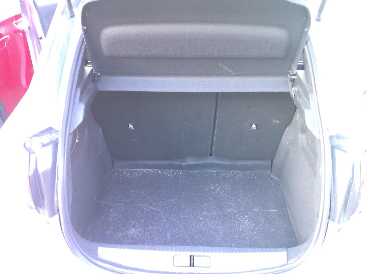 Foto Peugeot 208 7