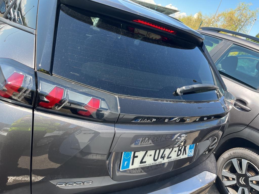 Peugeot 2008 BlueHDi 130 S&S EAT8 Allure 2021