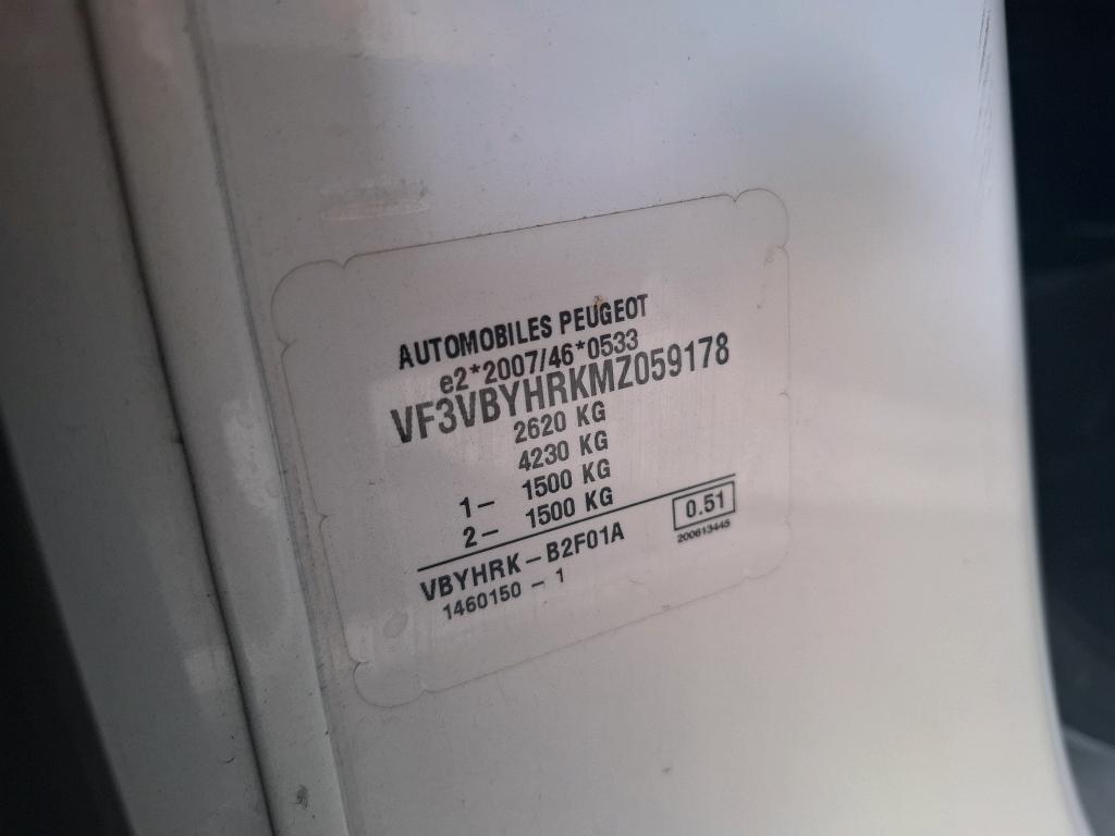 Peugeot EXPERT FGN TOLE COMPACT BLUEHDI 100 S&S BVM6 PREMIUM 2021