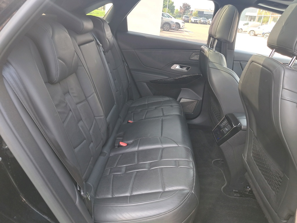 DS DS7 Crossback Hybride E-Tense 300 EAT8 4x4 Louvre 2021