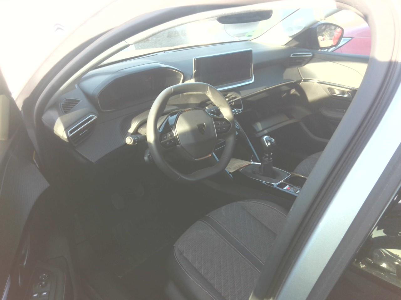 Foto Peugeot 208 3