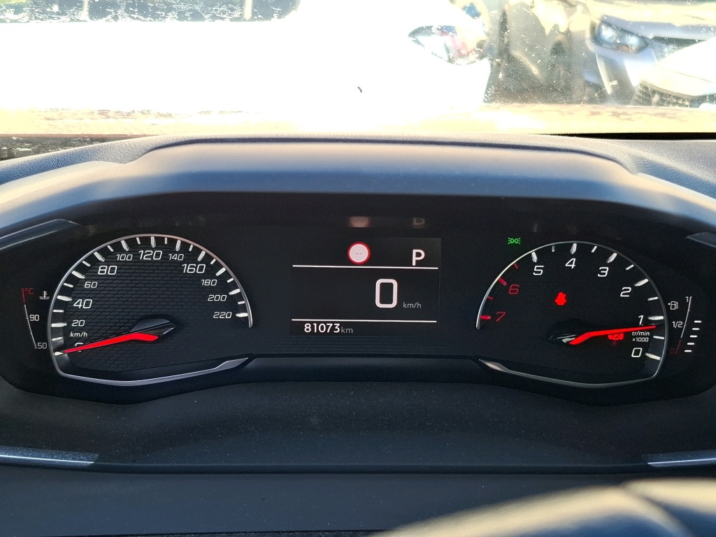 Peugeot 2008 BlueHDi 130 S&S EAT8 Allure 2021