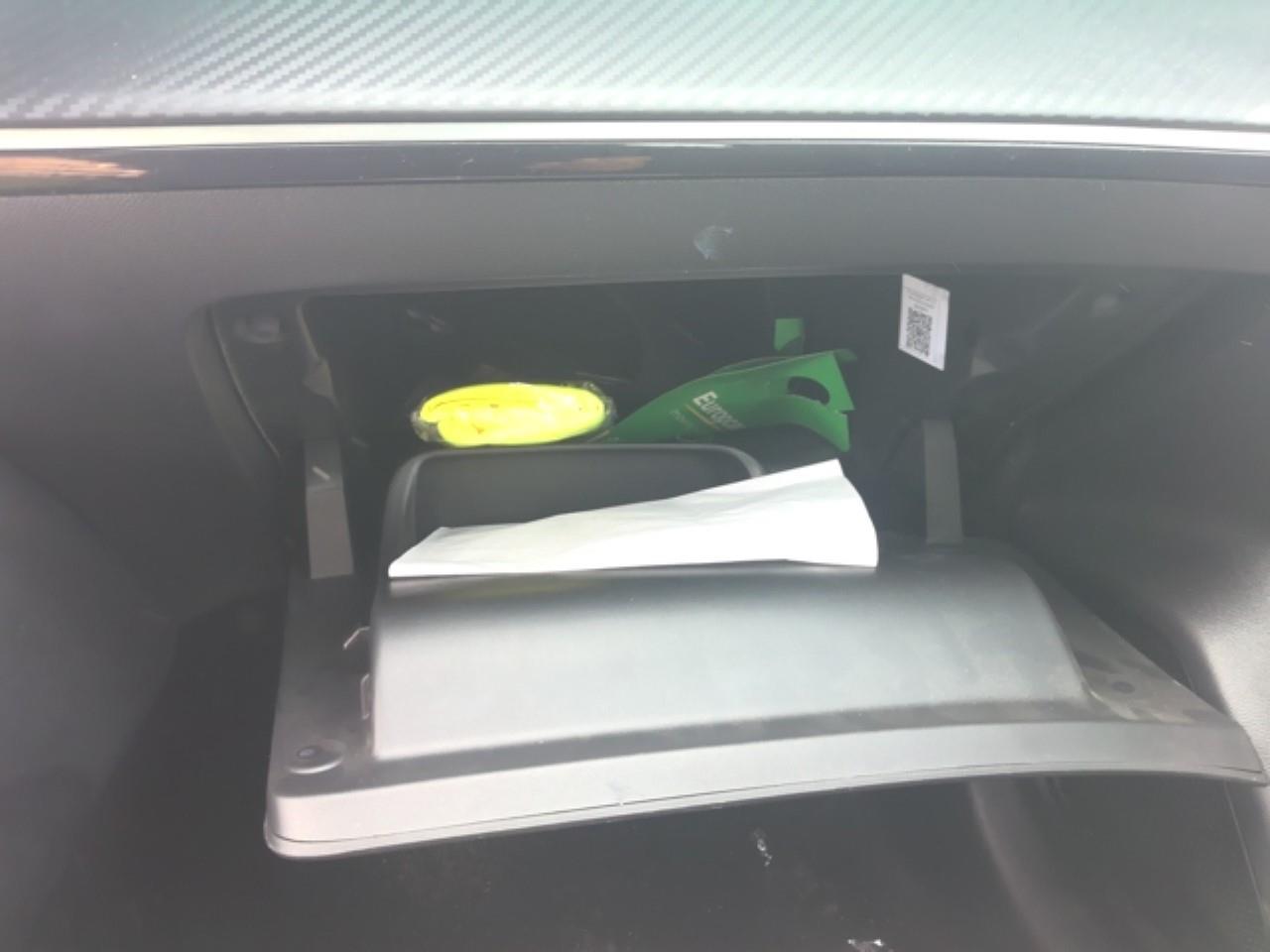 Foto Peugeot 208 16