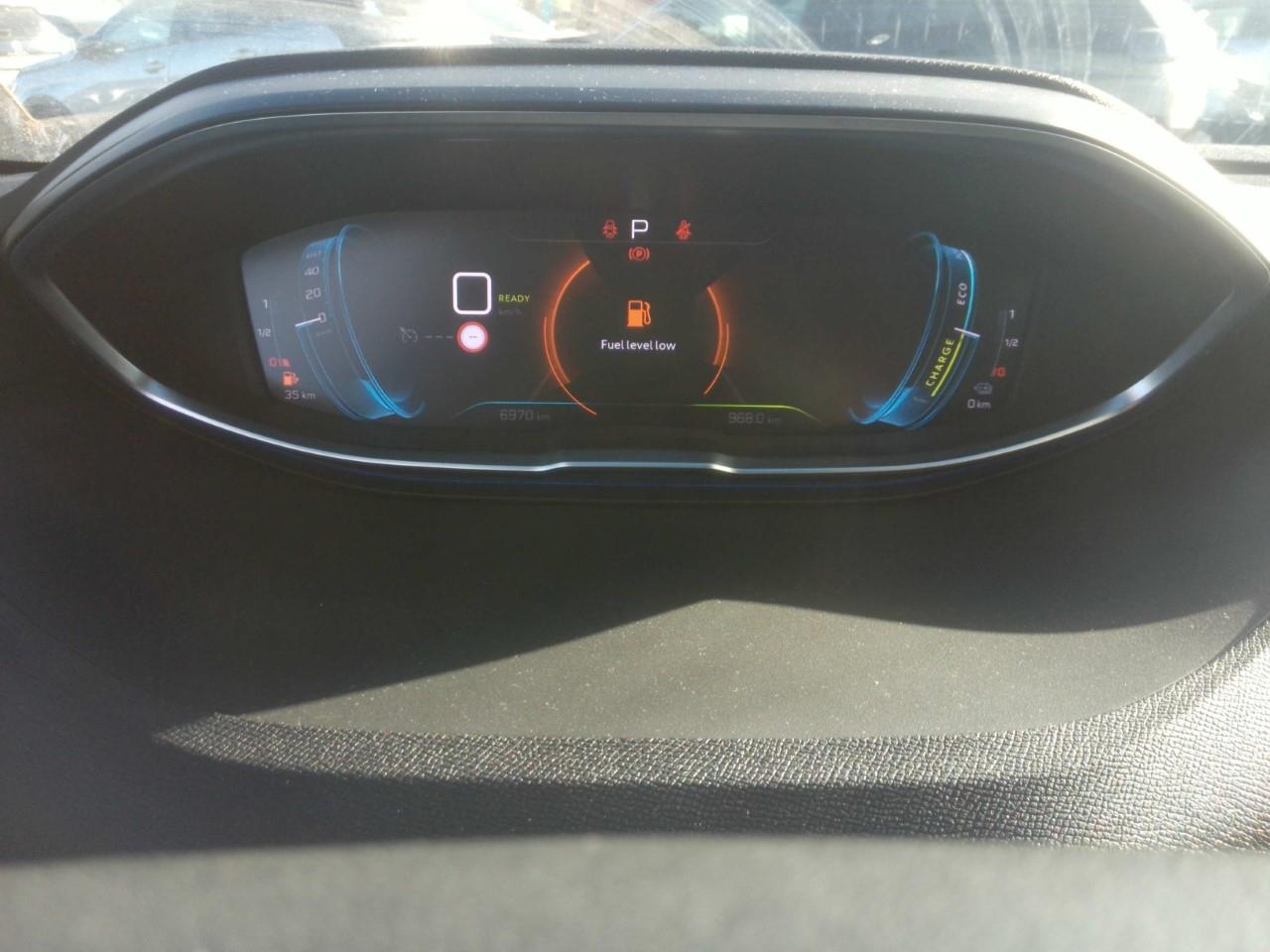 Foto Peugeot 3008 Hybrid 5