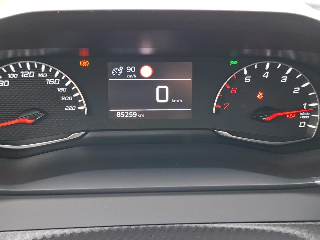 Peugeot 2008 BlueHDi 110 S&S BVM6 Active Business 2021