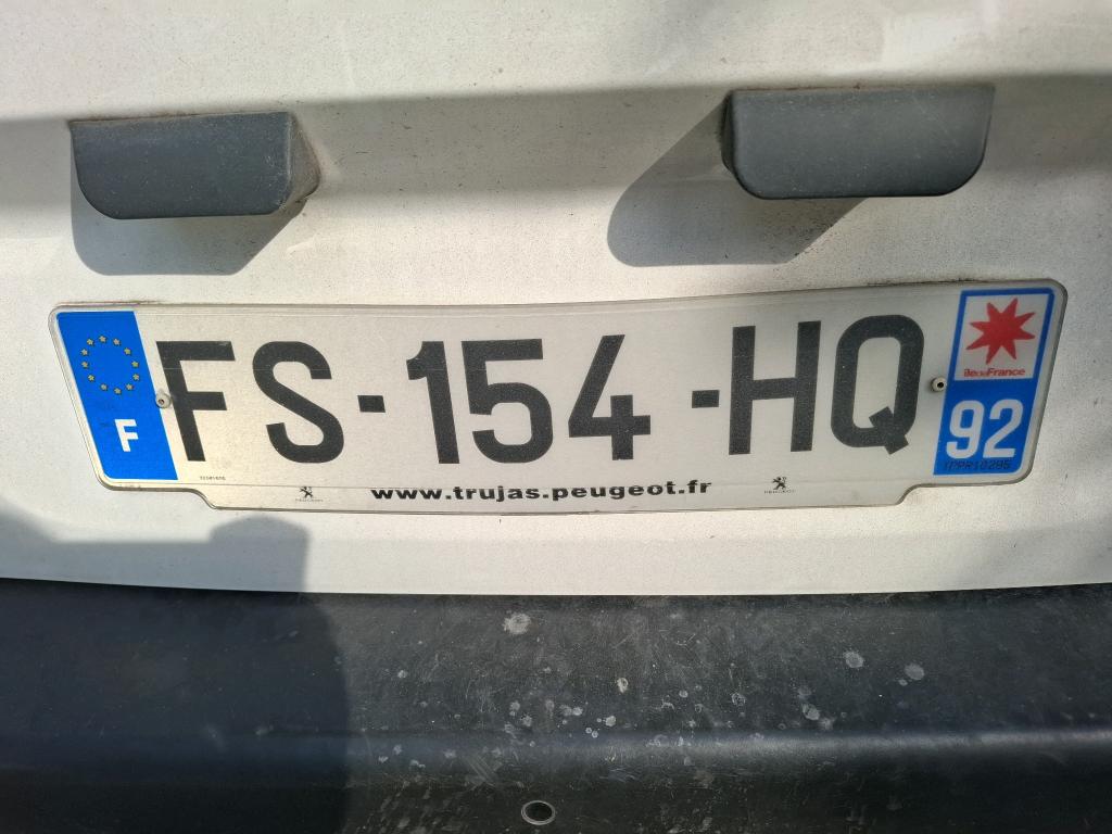 Peugeot PARTNER FOURGON LONG 950 KG BLUEHDI 130 S&S EAT8 ASPHALT 2020