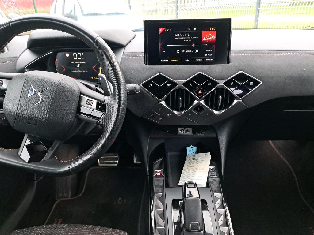 DS DS3 Crossback BlueHDi 130 EAT8 Performance Line 2021