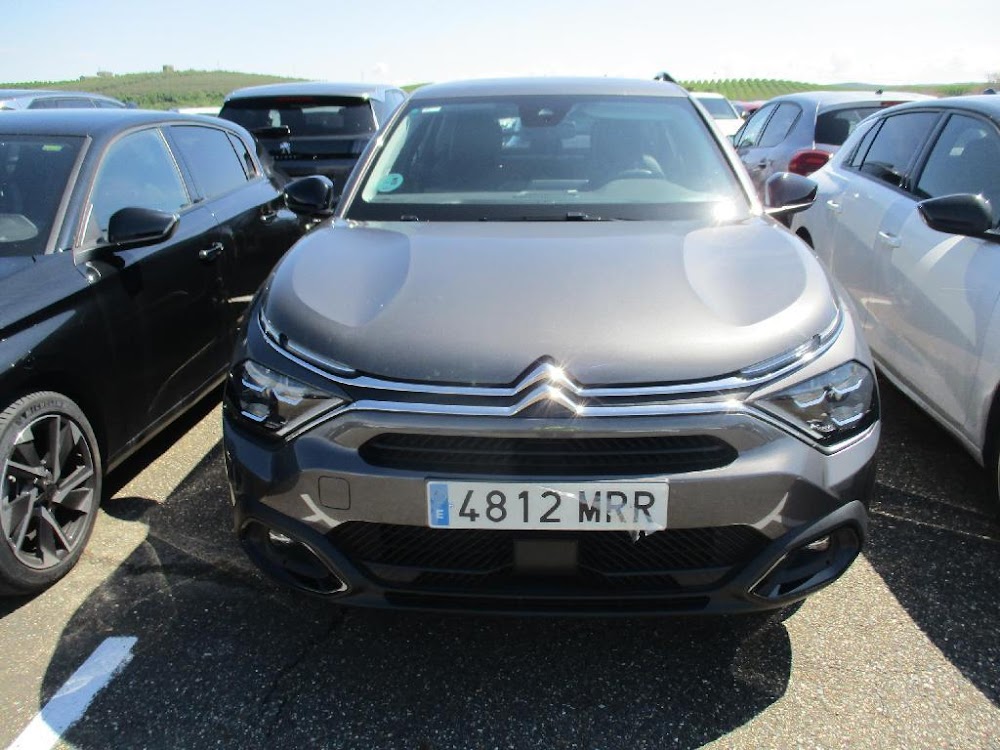 Citroën C4 C4 PureTech 130 S&S 6v PLUS (solo stock)