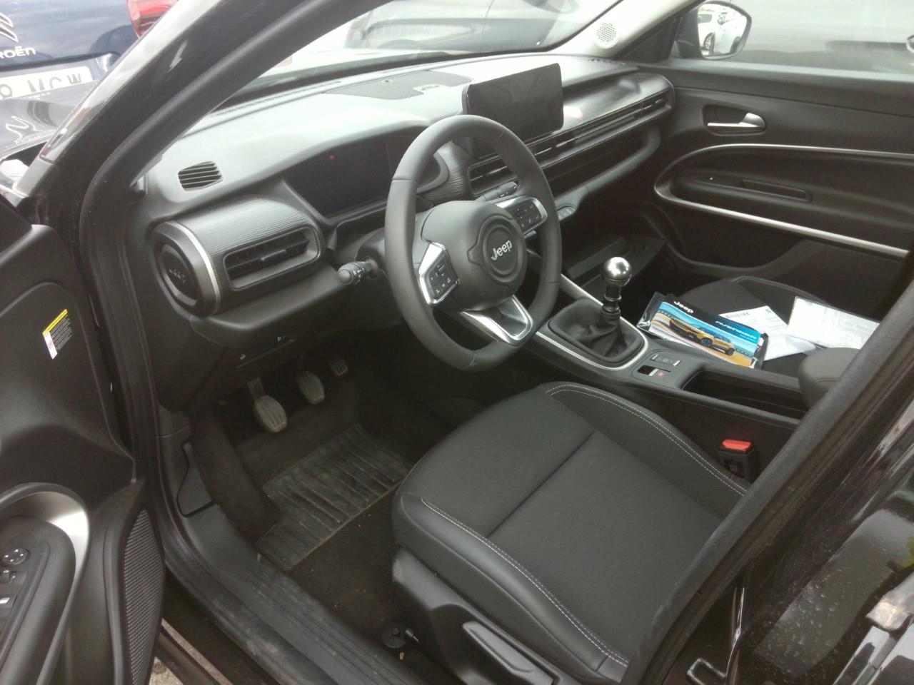 Foto Jeep AVENGER 5