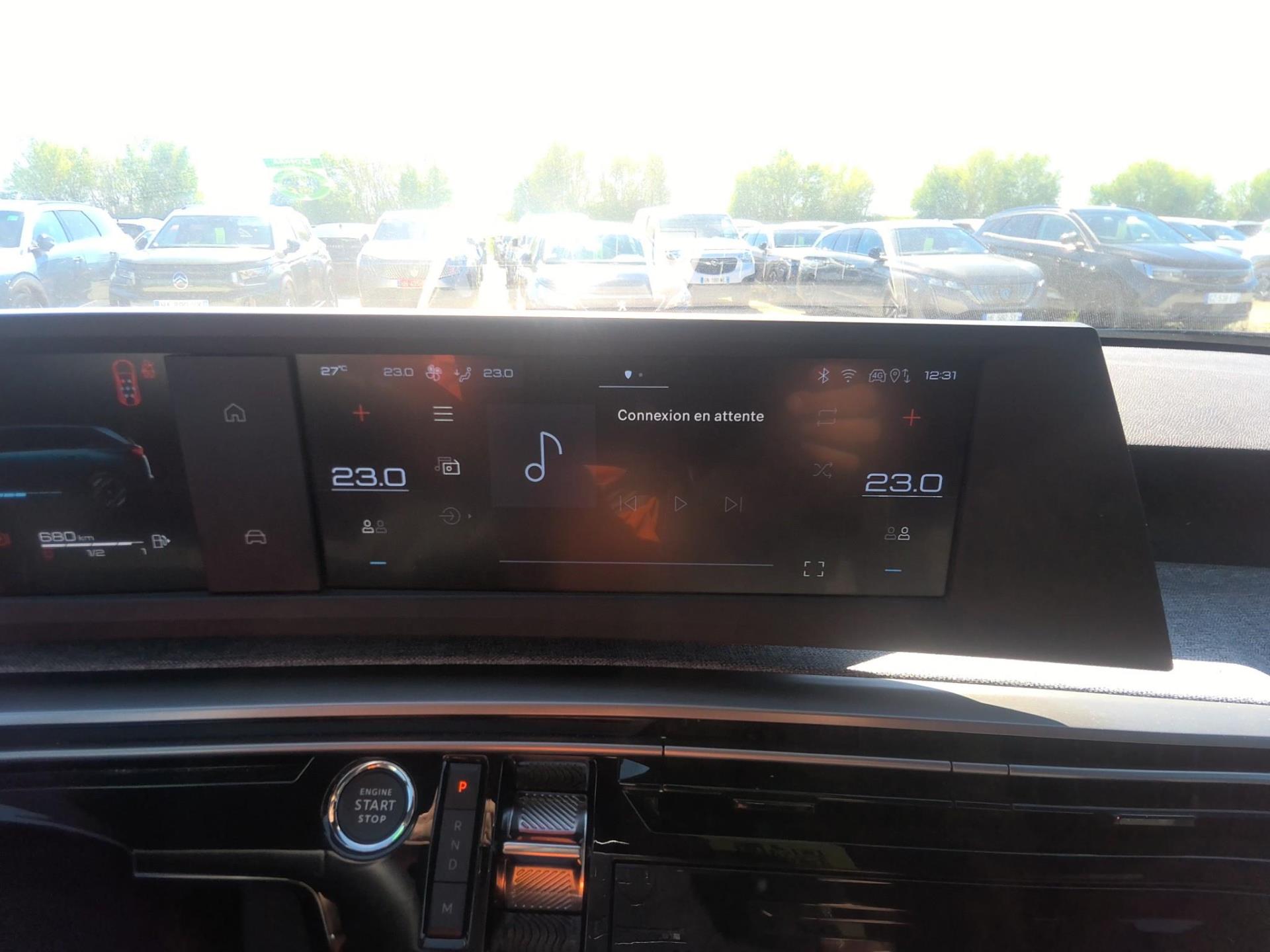 Peugeot 5008 Hybrid 145 ch e-DCS6 Allure 2025