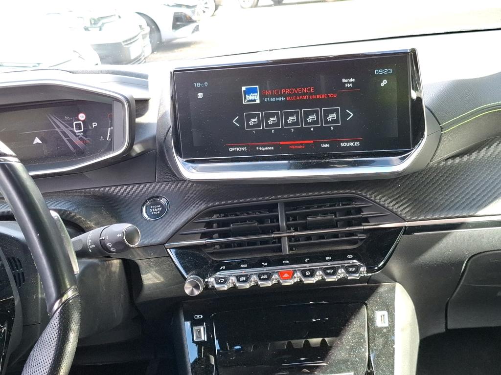 Peugeot 2008 PureTech 130 S&S EAT8 GT 2022