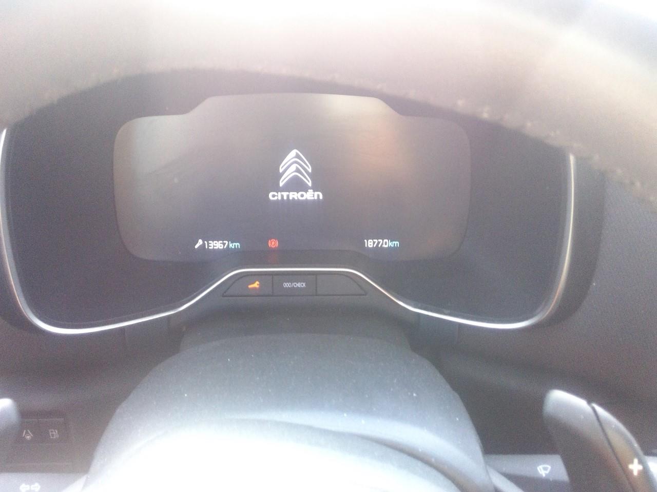 Foto Citroën C5 Aircross Hybrid 10
