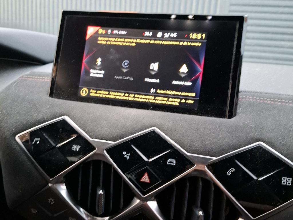 DS DS3 Crossback BlueHDi 130 EAT8 Performance Line 2021
