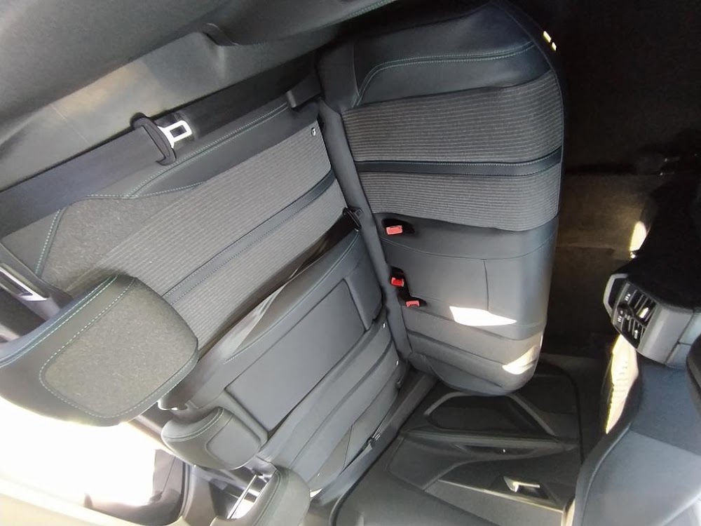 Foto Peugeot 3008 Hybrid 10