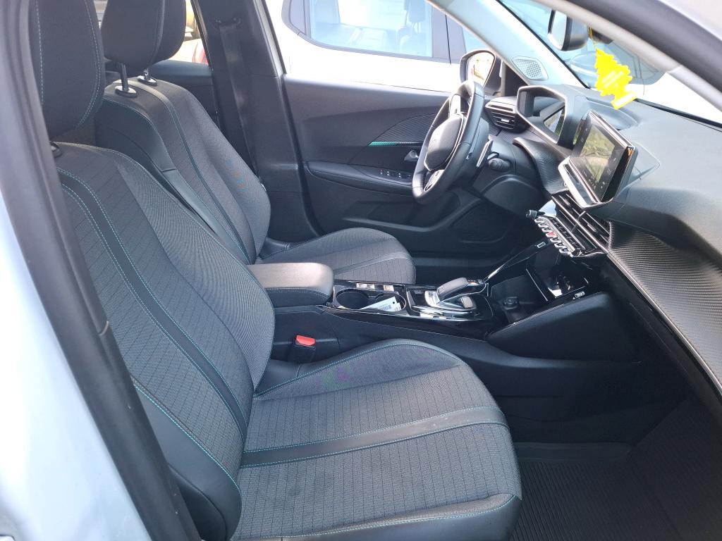 Peugeot 2008 BlueHDi 130 S&S EAT8 Allure Business 2021