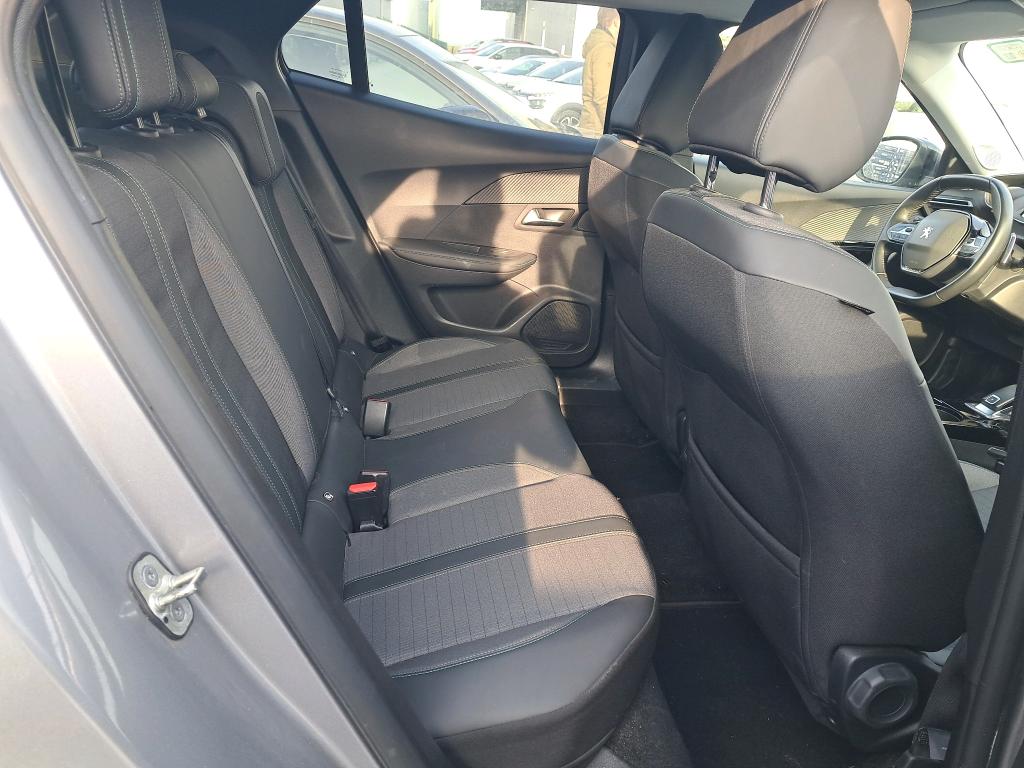 Peugeot 2008 BlueHDi 130 S&S EAT8 Allure Pack 2022