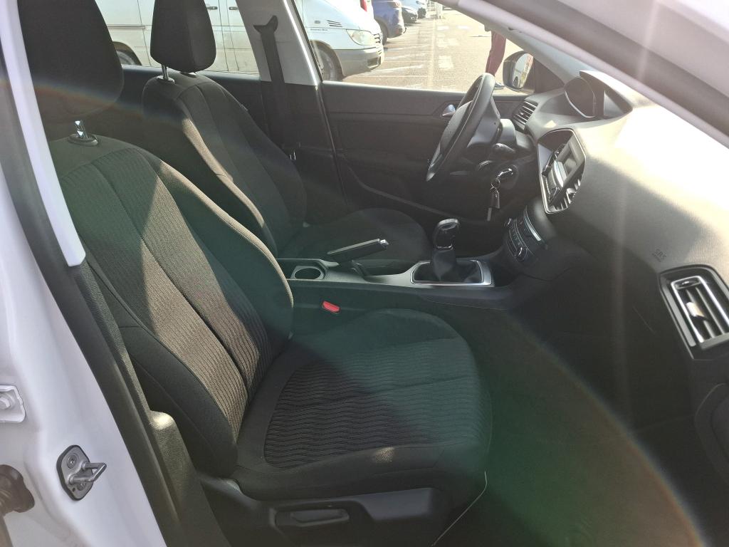 Peugeot 308 1.6 BlueHDi 100ch S&S BVM5 Access 2018
