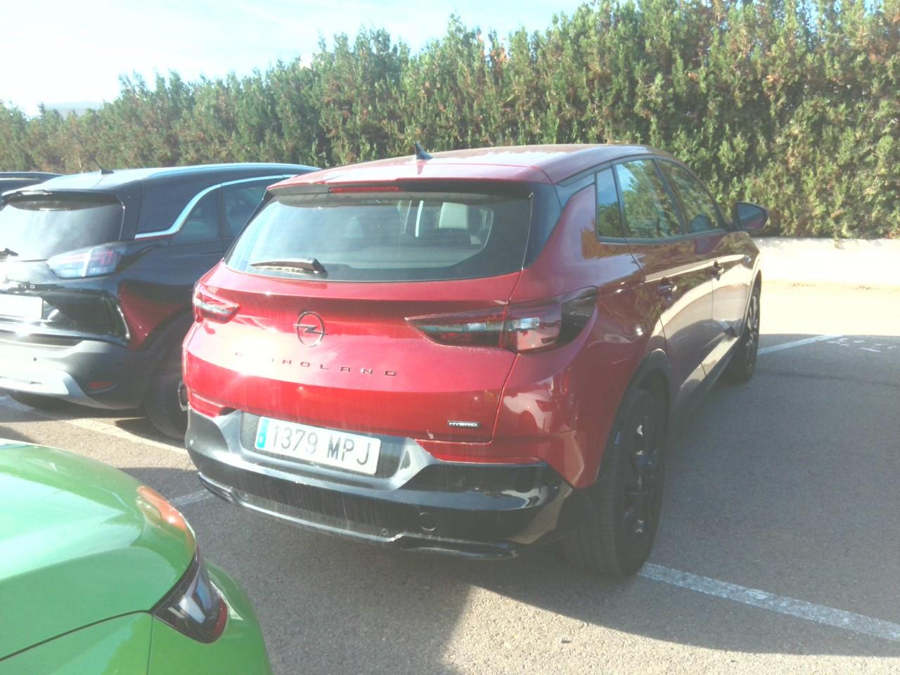 Foto Opel Grandland PHEV 4