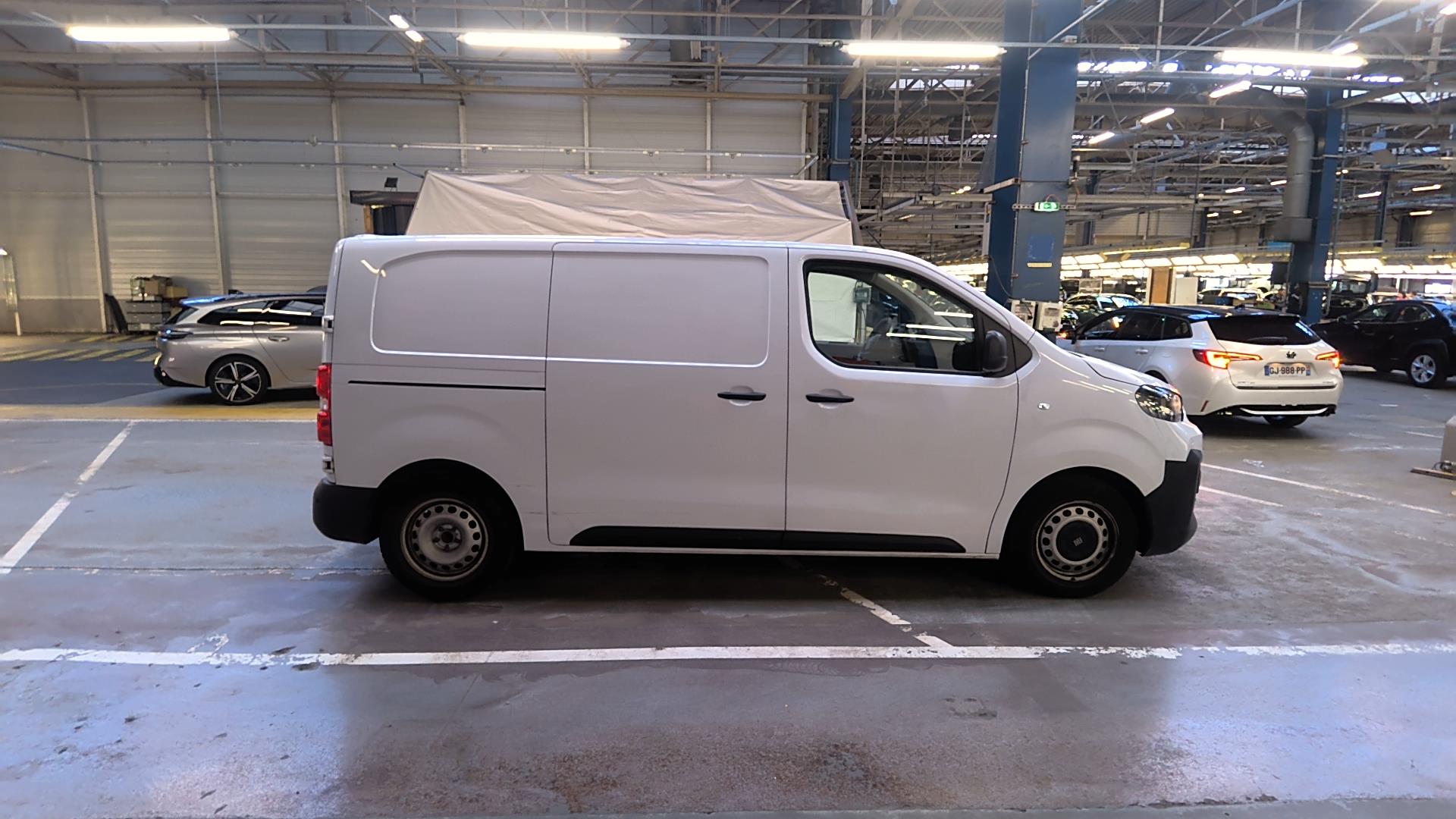 FIAT SCUDO FOURGON BLUEHDI 145 M S&S EAT8 2024