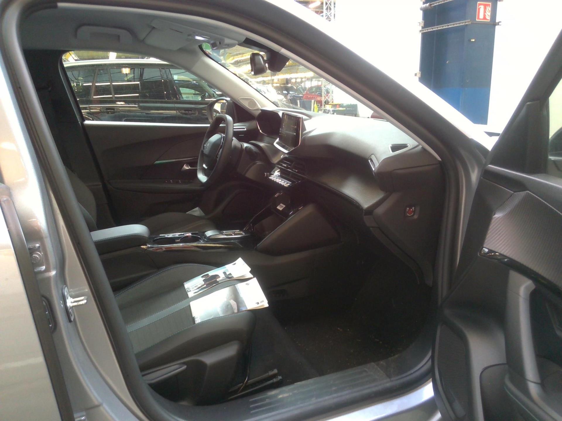 Peugeot 2008 Electrique 136 ch Allure 2022