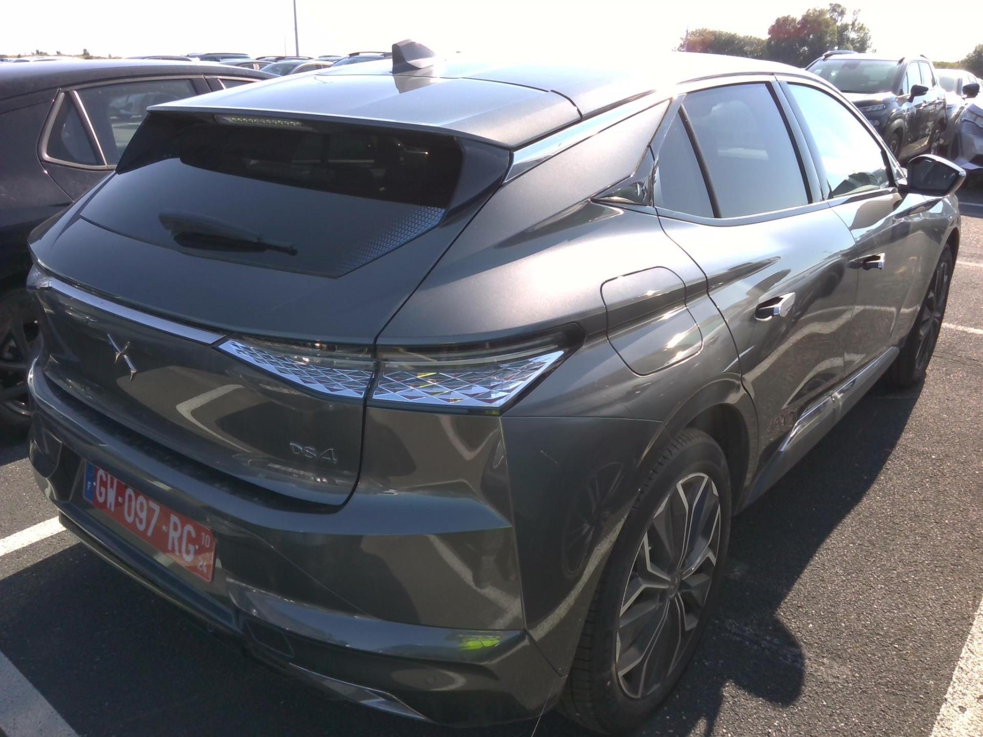 DS DS 4 PureTech 130 EAT8 Rivoli 2024