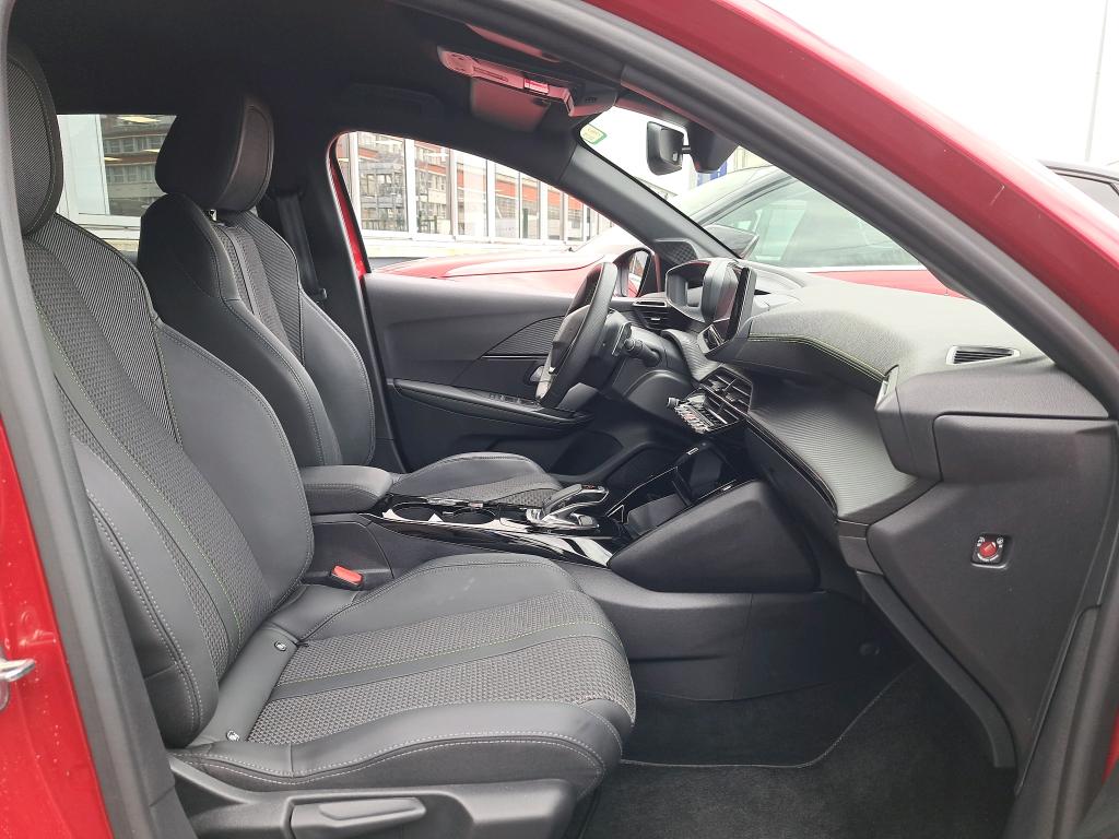 Peugeot 208 PureTech 100 S&S EAT8 GT 2022