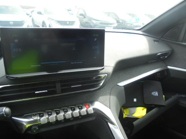 Foto Peugeot 3008 Hybrid 10