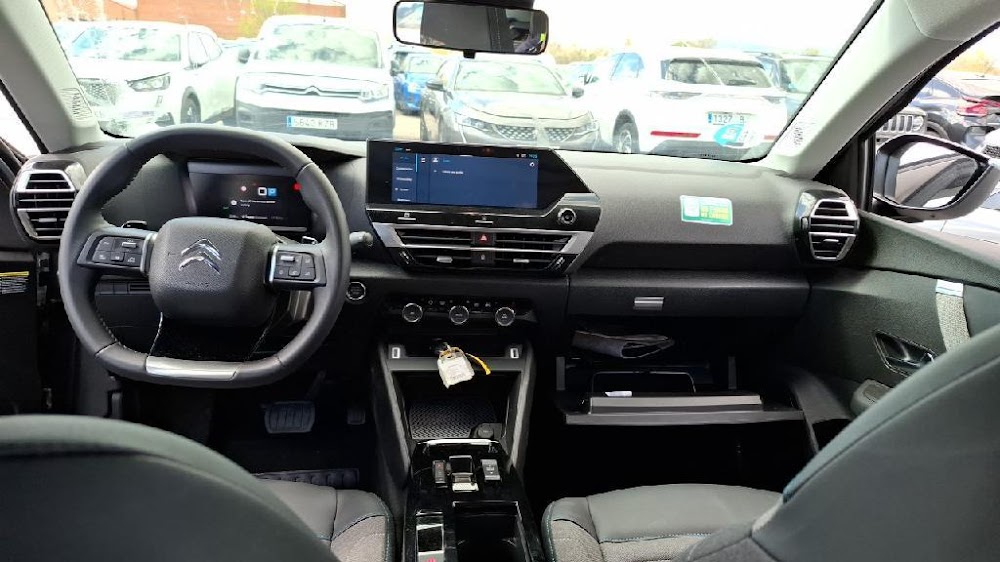 Foto Citroën C4 X 17