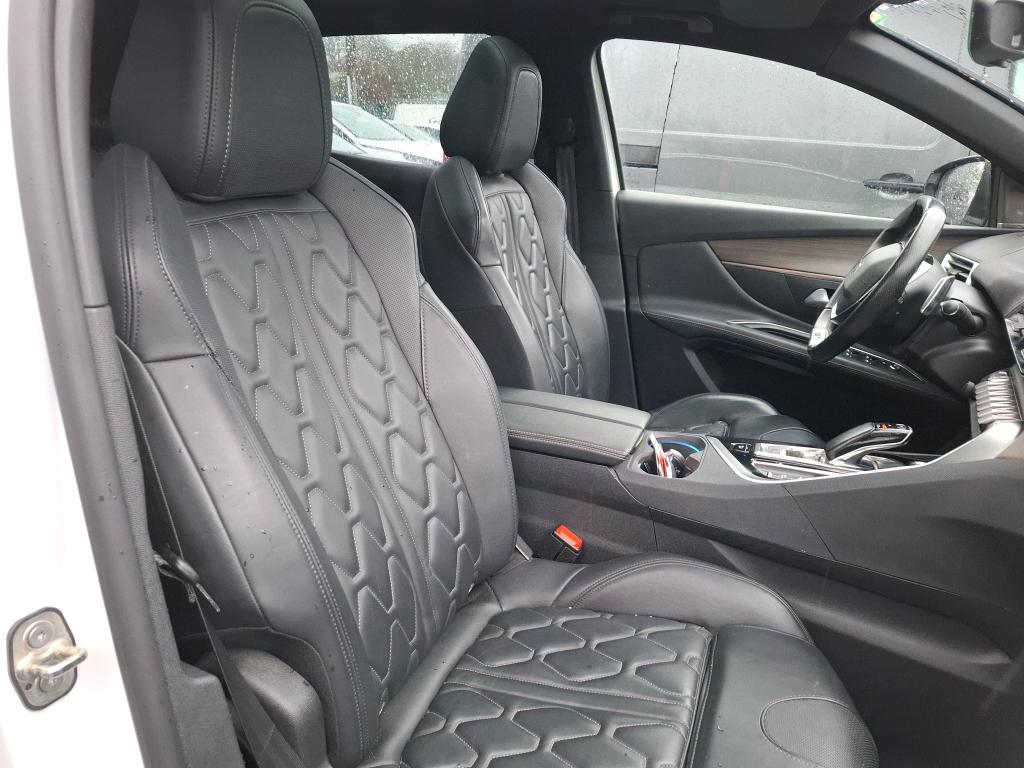 Peugeot 3008 Hybrid4 300 e-EAT8 GT Pack 2021