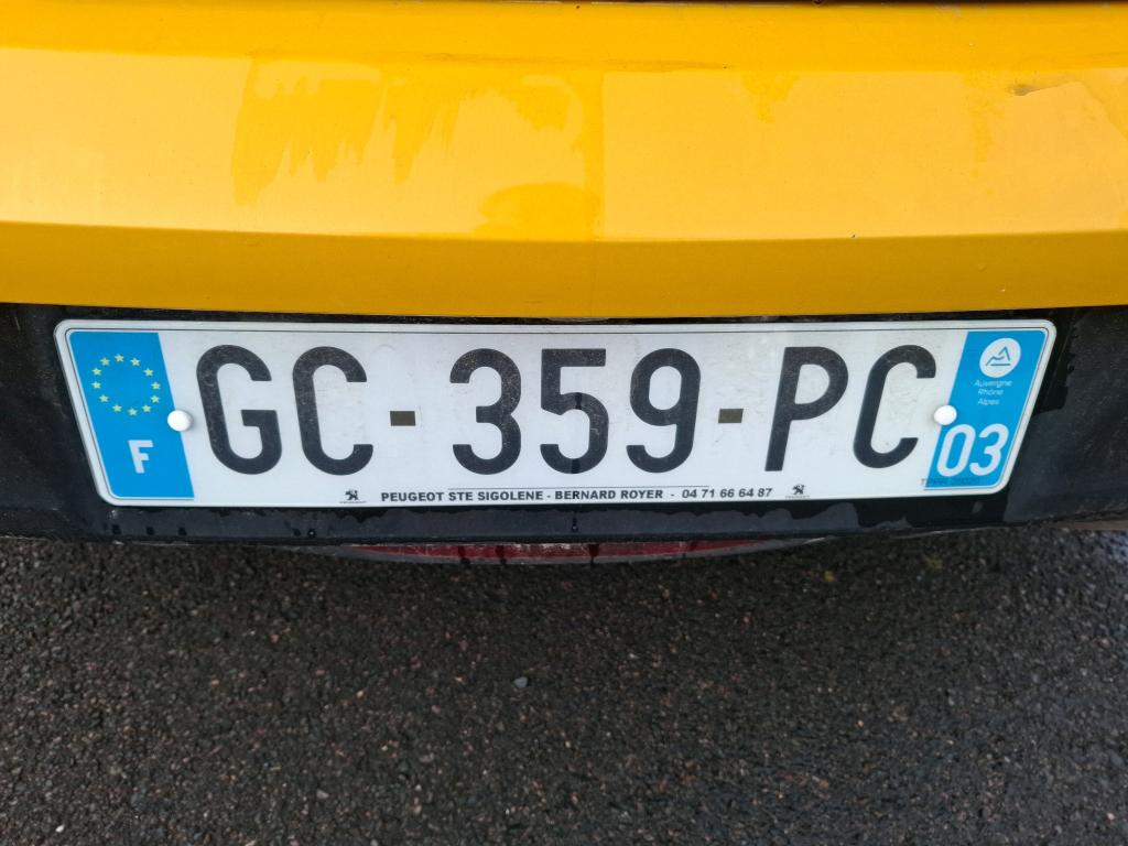 Peugeot 208 BlueHDi 100 S&S BVM6 Allure Business 2021