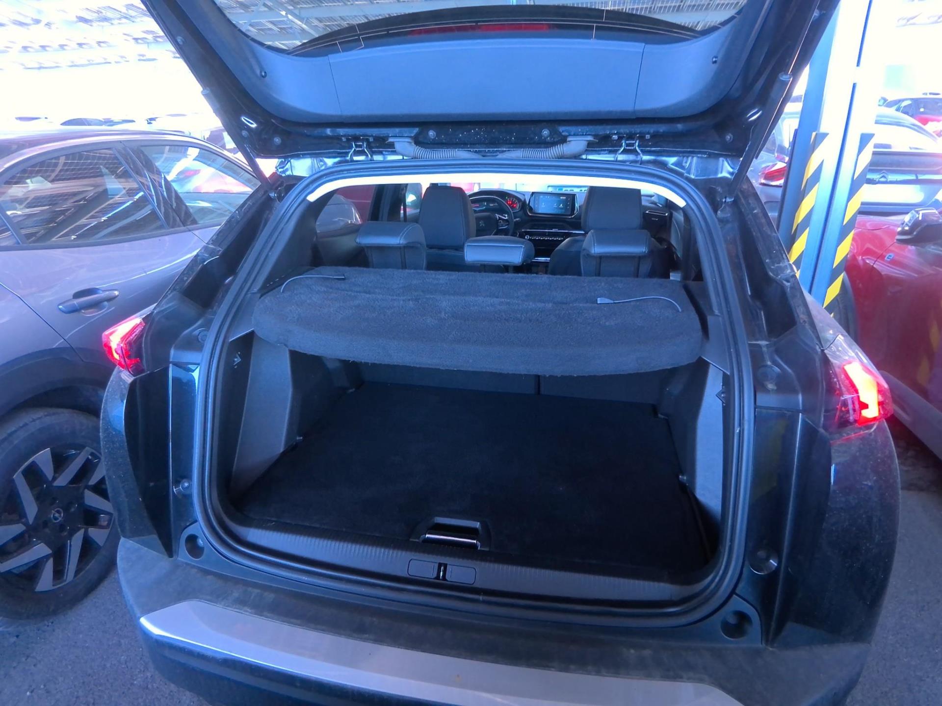 Peugeot 2008 PureTech 130 S&S EAT8 Allure 2022