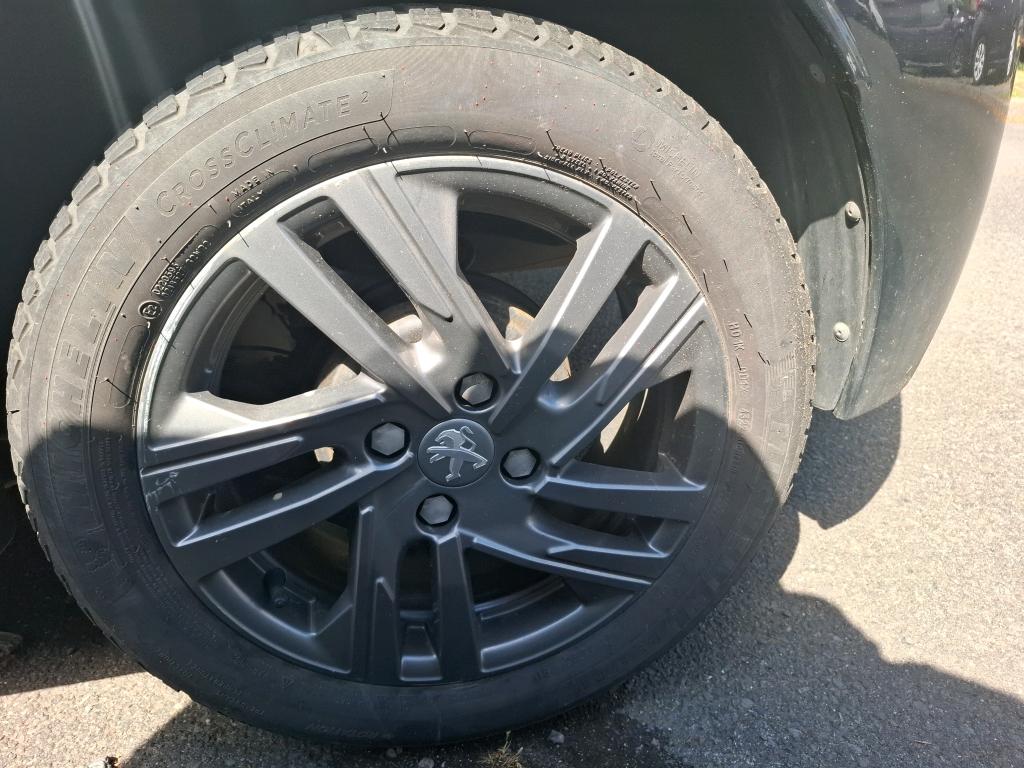 Peugeot 208 PureTech 100 S&S BVM6 Style 2022
