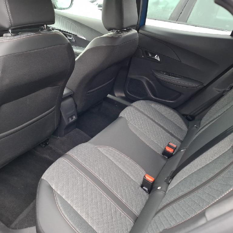 Foto Peugeot 2008 15