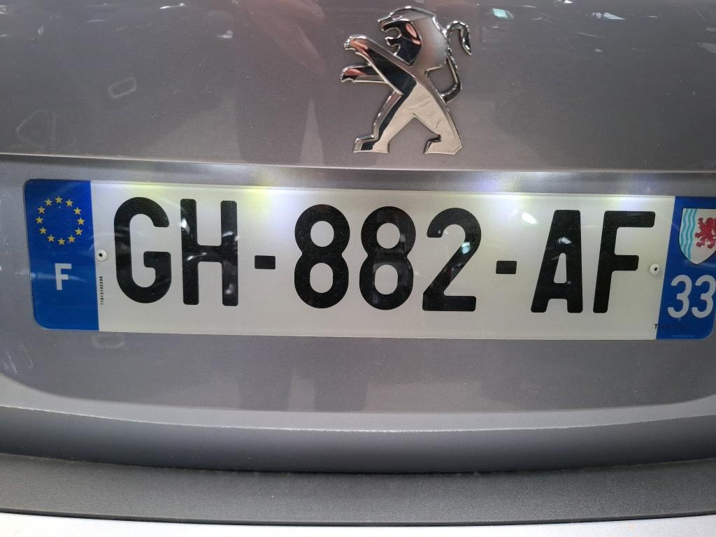 Peugeot 2008 PureTech 100 S&S BVM6 Active 2022
