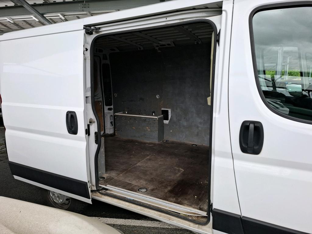 Peugeot BOXER TOLE 330 L1H1 BLUEHDI 120 S&S PREMIUM 2022
