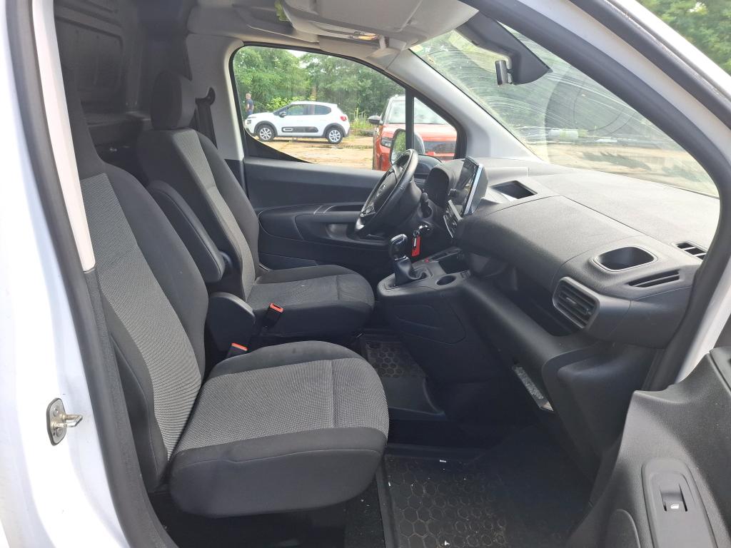 Opel COMBO CARGO 1.5 100 CH S/S L1H1 BVM6 STANDARD PACK CLIM 2021