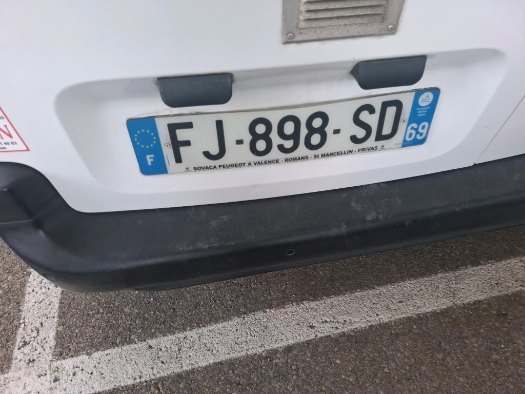 Peugeot PARTNER FOURGON STANDARD 650 KG BLUEHDI 75 BVM5 PREMIUM 2019