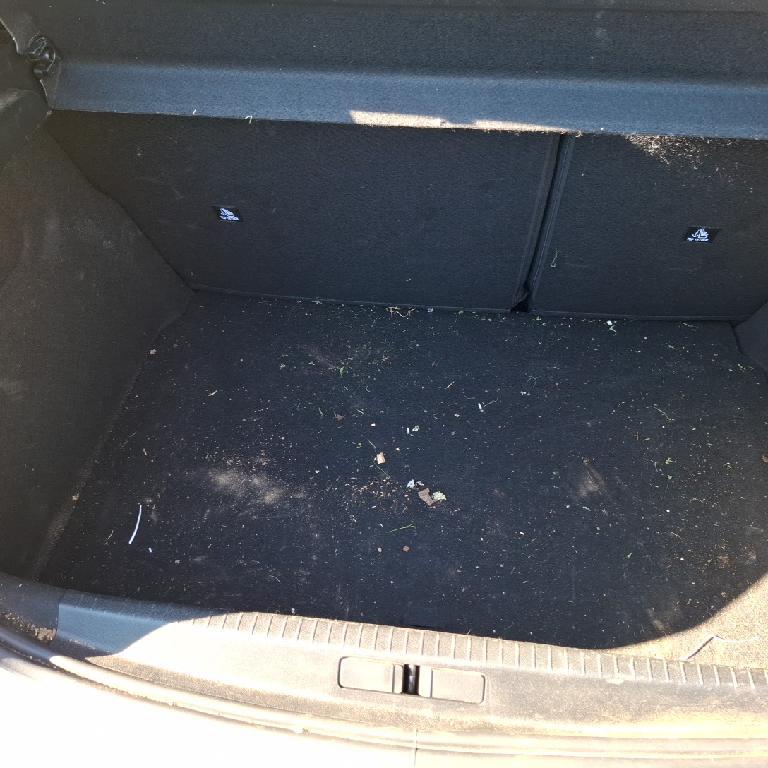 Foto Peugeot 208 14