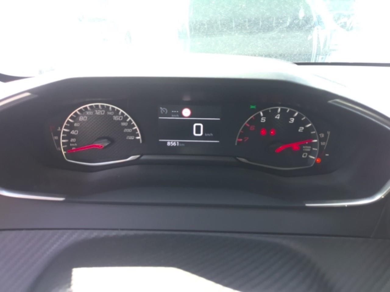 Foto Peugeot 208 5