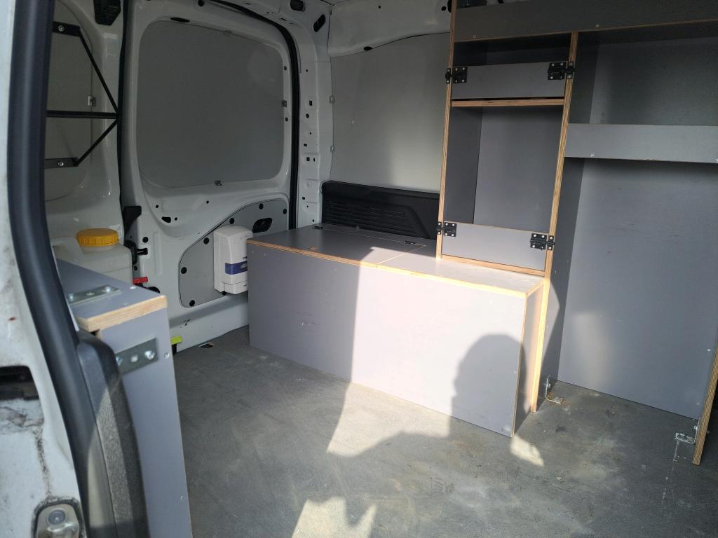 Peugeot PARTNER FOURGON STANDARD 650 KG BLUEHDI 100 S&S BVM5 PREMIUM 2020