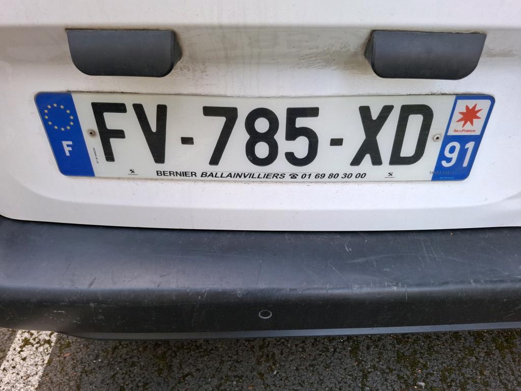 Peugeot PARTNER FOURGON STANDARD 650 KG BLUEHDI 75 BVM5 PREMIUM 2020