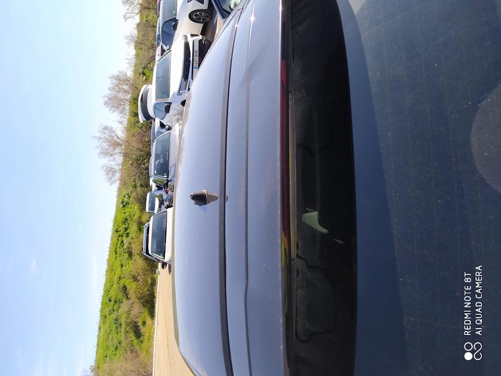Foto Peugeot 208 8