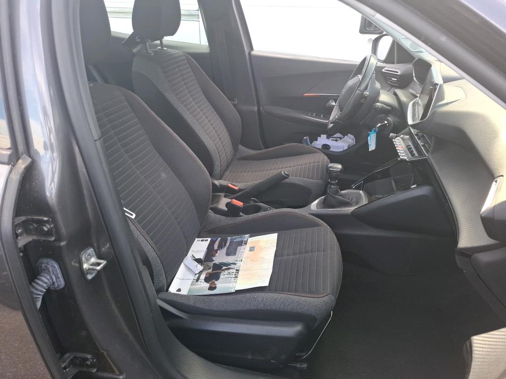 Peugeot 2008 PureTech 130 S&S BVM6 Active Pack 2022