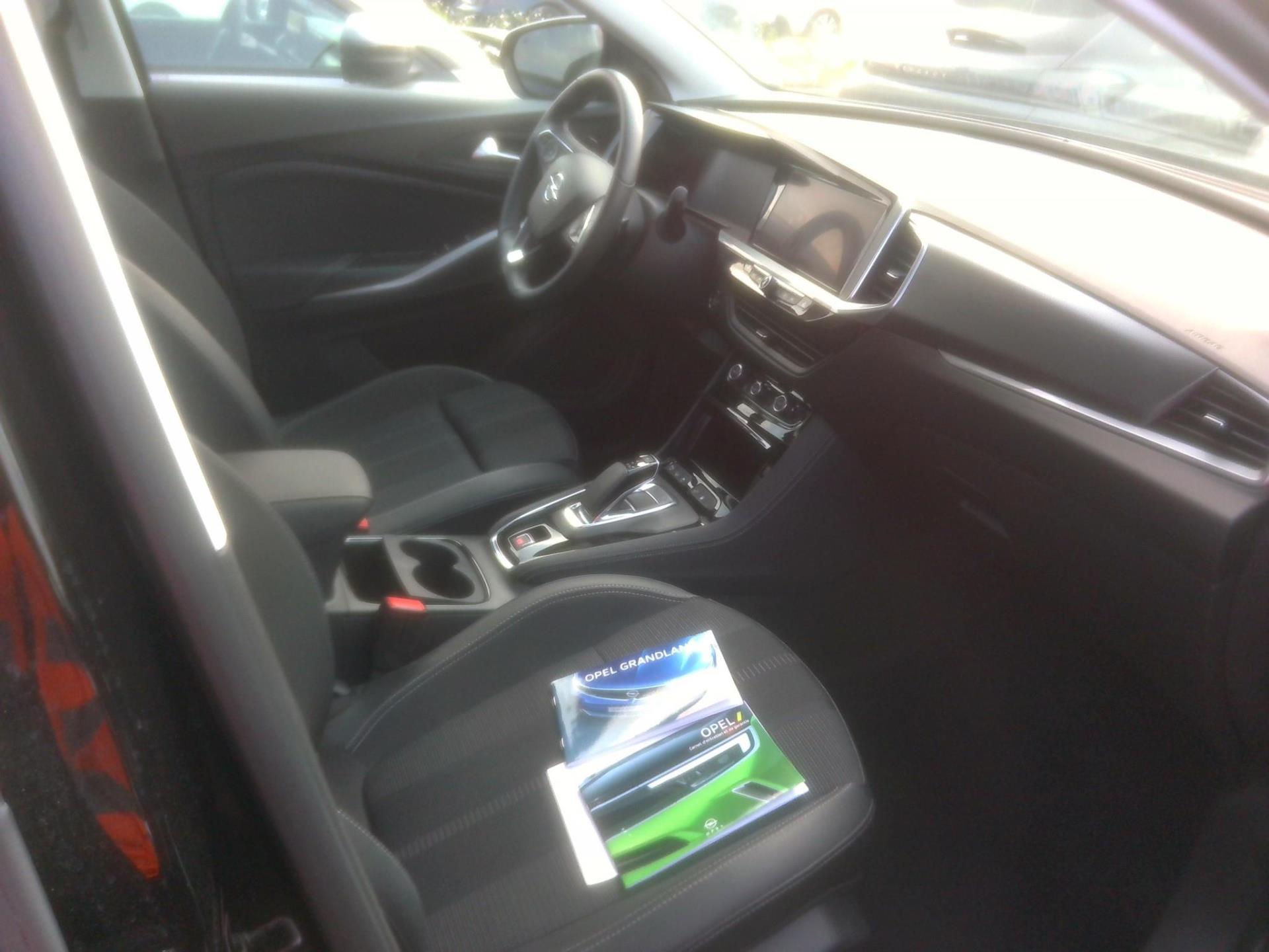 Opel Grandland Hybrid 225 ch BVA8 Elegance Business 2023