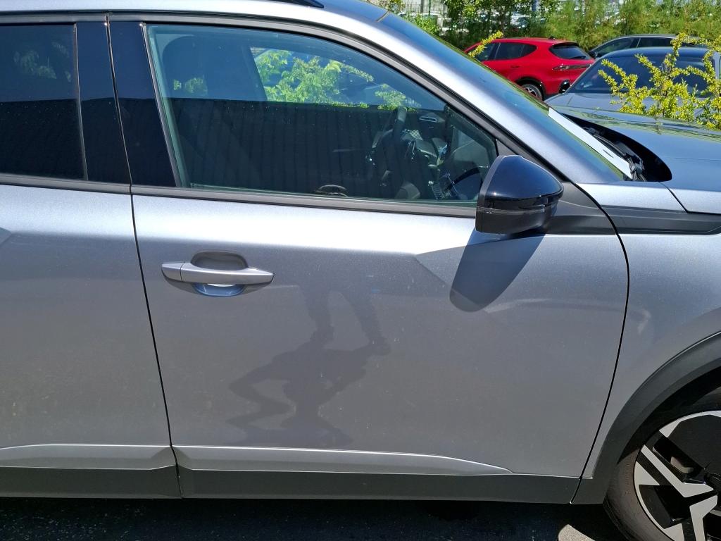 Peugeot 2008 Hybrid 136 e-DCS6 Allure 2024
