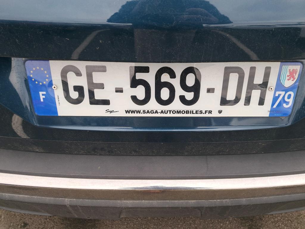 Peugeot 3008 Hybrid 225 e-EAT8 Roadtrip 2022