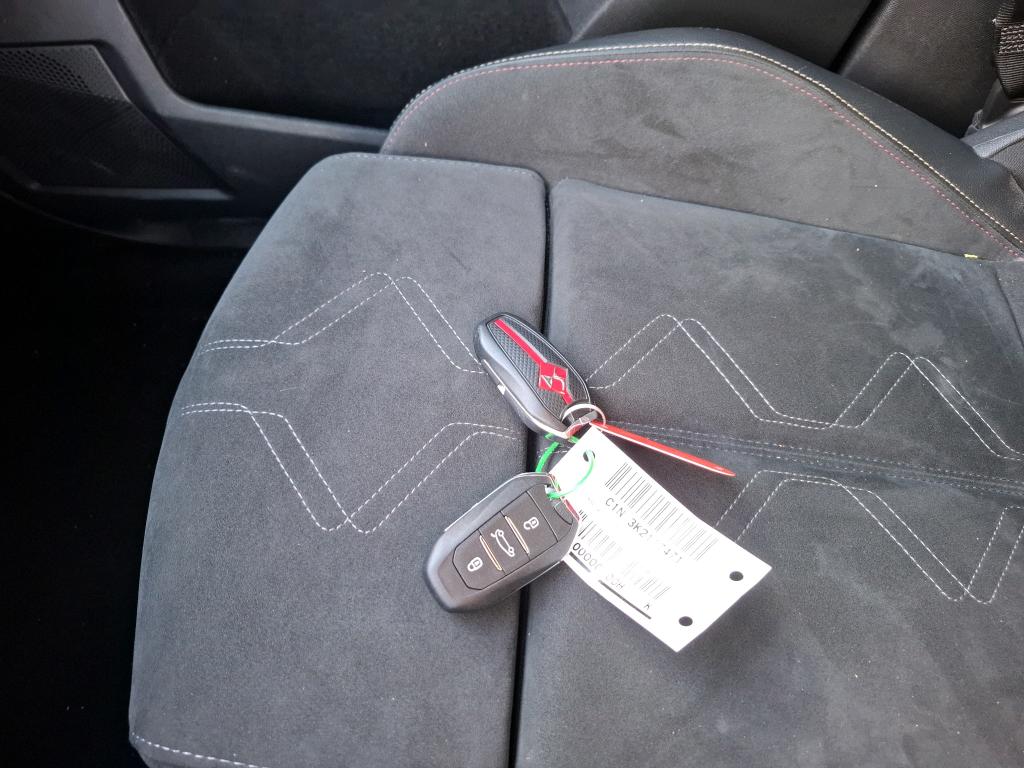 DS DS7 Crossback BlueHDi 130 EAT8 Performance Line+ 2022