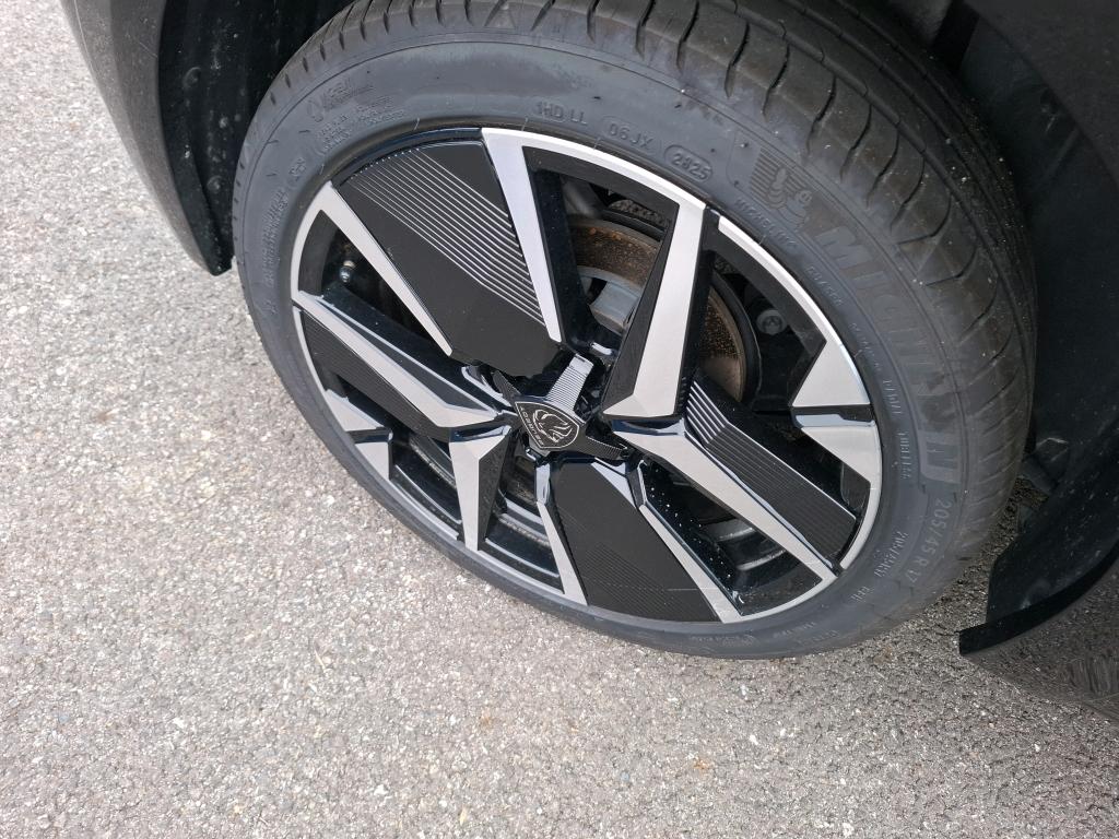 Peugeot 208 Hybrid 145 ch e-DCS6 GT 2025