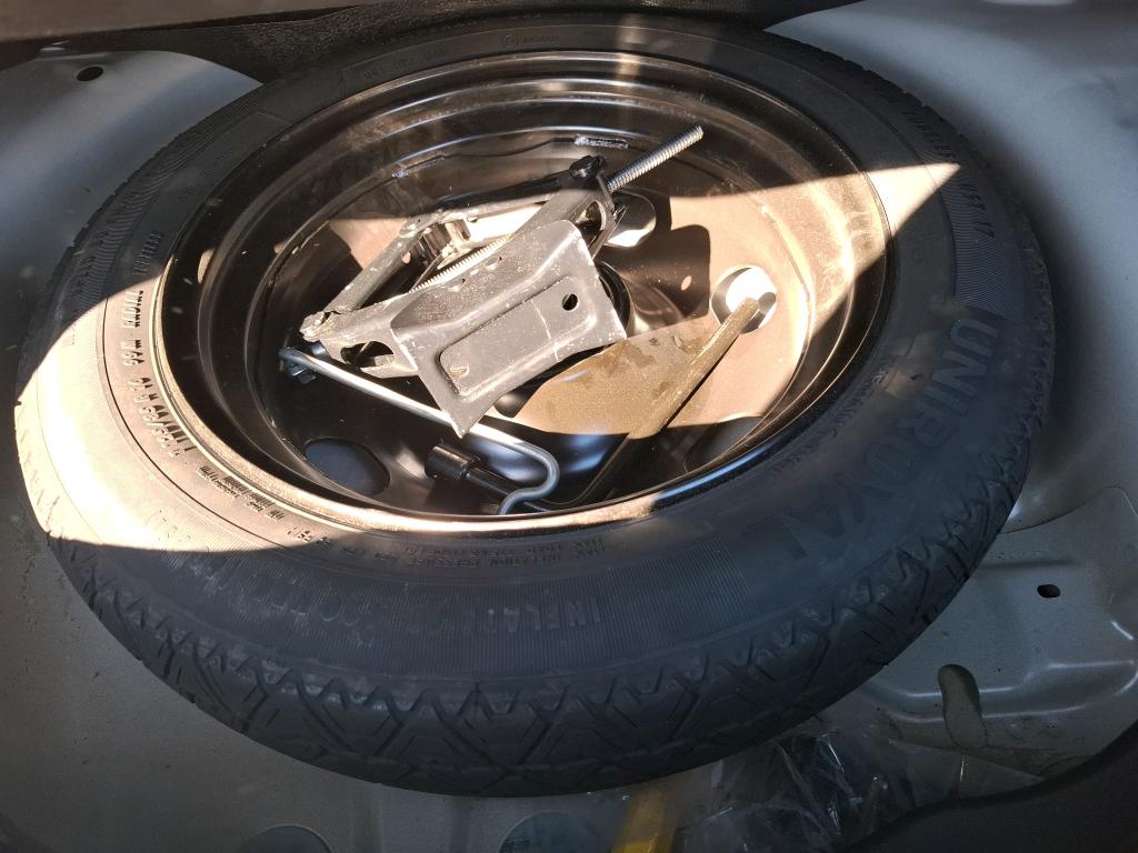 Citroen C4 SOCIETE BLUEHDI 130 S&S EAT8 FEEL NAV BUSINESS R 2022