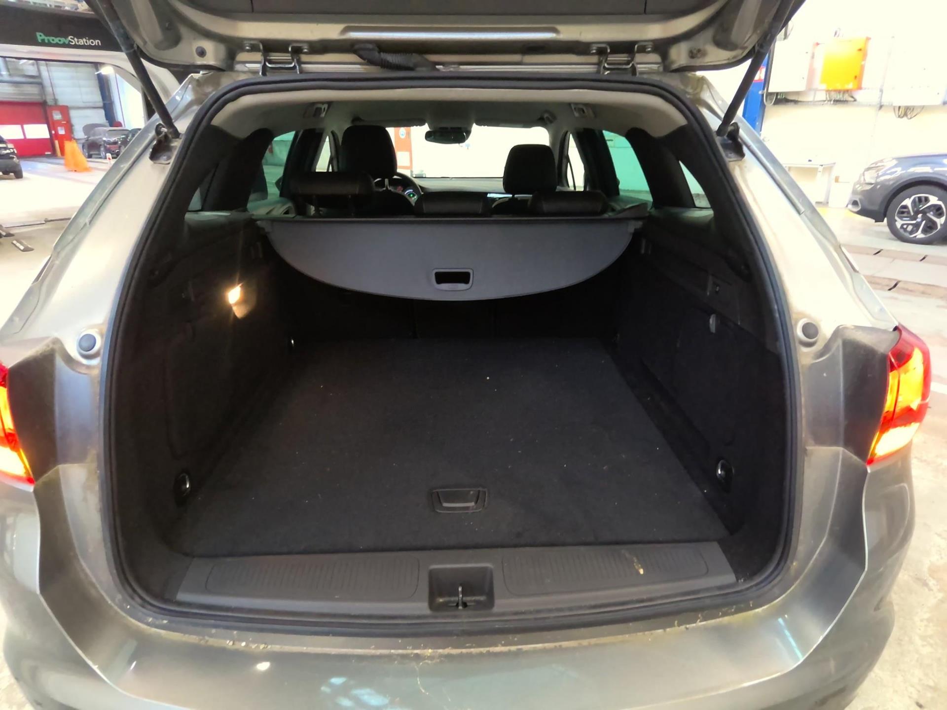 Opel ASTRA K ST